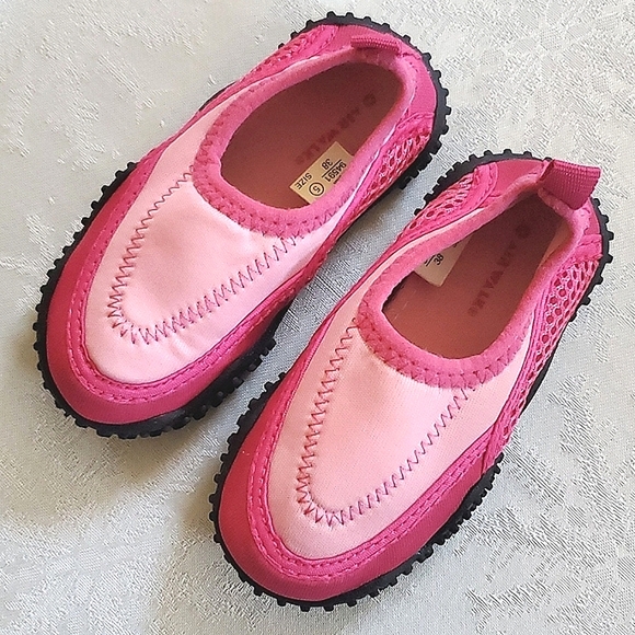 Airwalk Other - Airwalk Pink Water Shoes Baby Girl Size 5